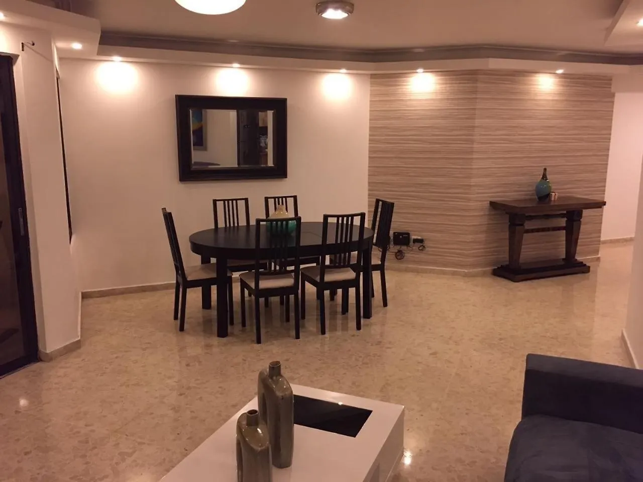Apt 1 C Las Dallias II Bella Vista Hotel Santo Domingo